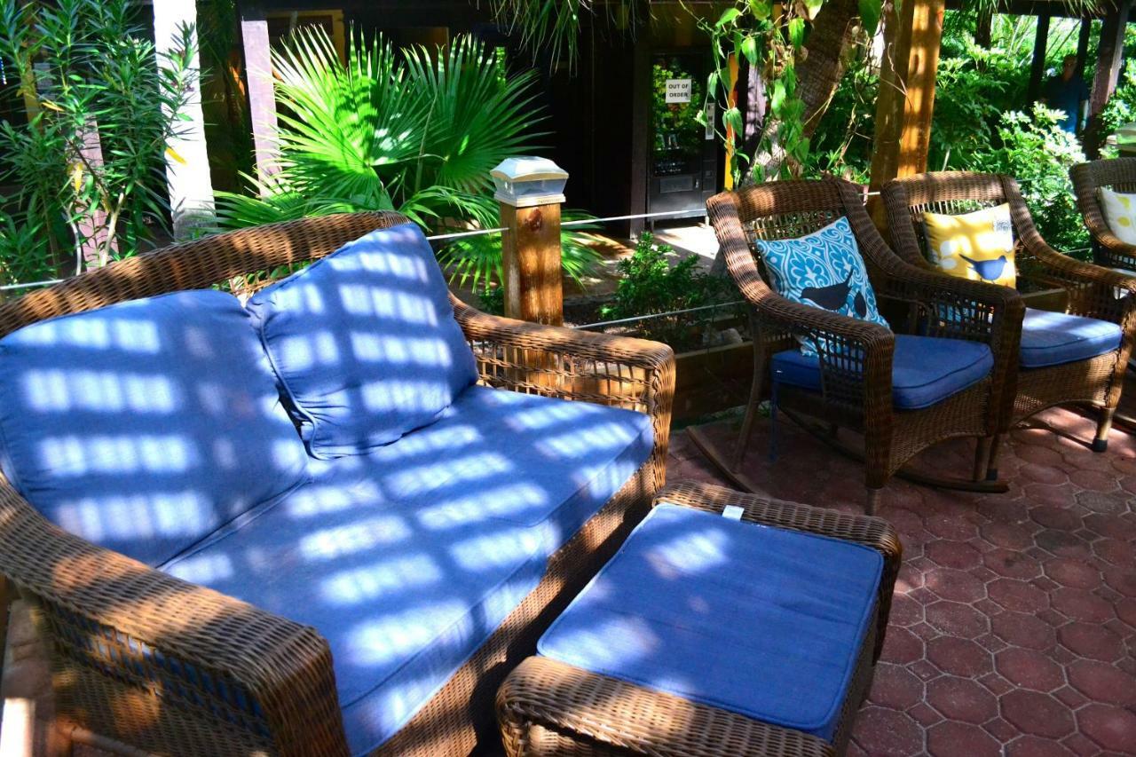 Emerald Beach Resort Altona Extérieur photo