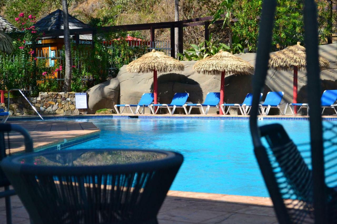 Emerald Beach Resort Altona Extérieur photo